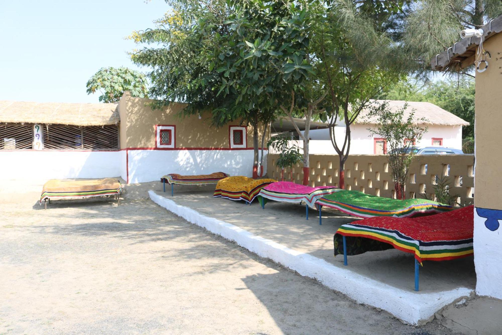 Banni Village Resort - Rann Of Kutch Bherandiāla Exterior photo