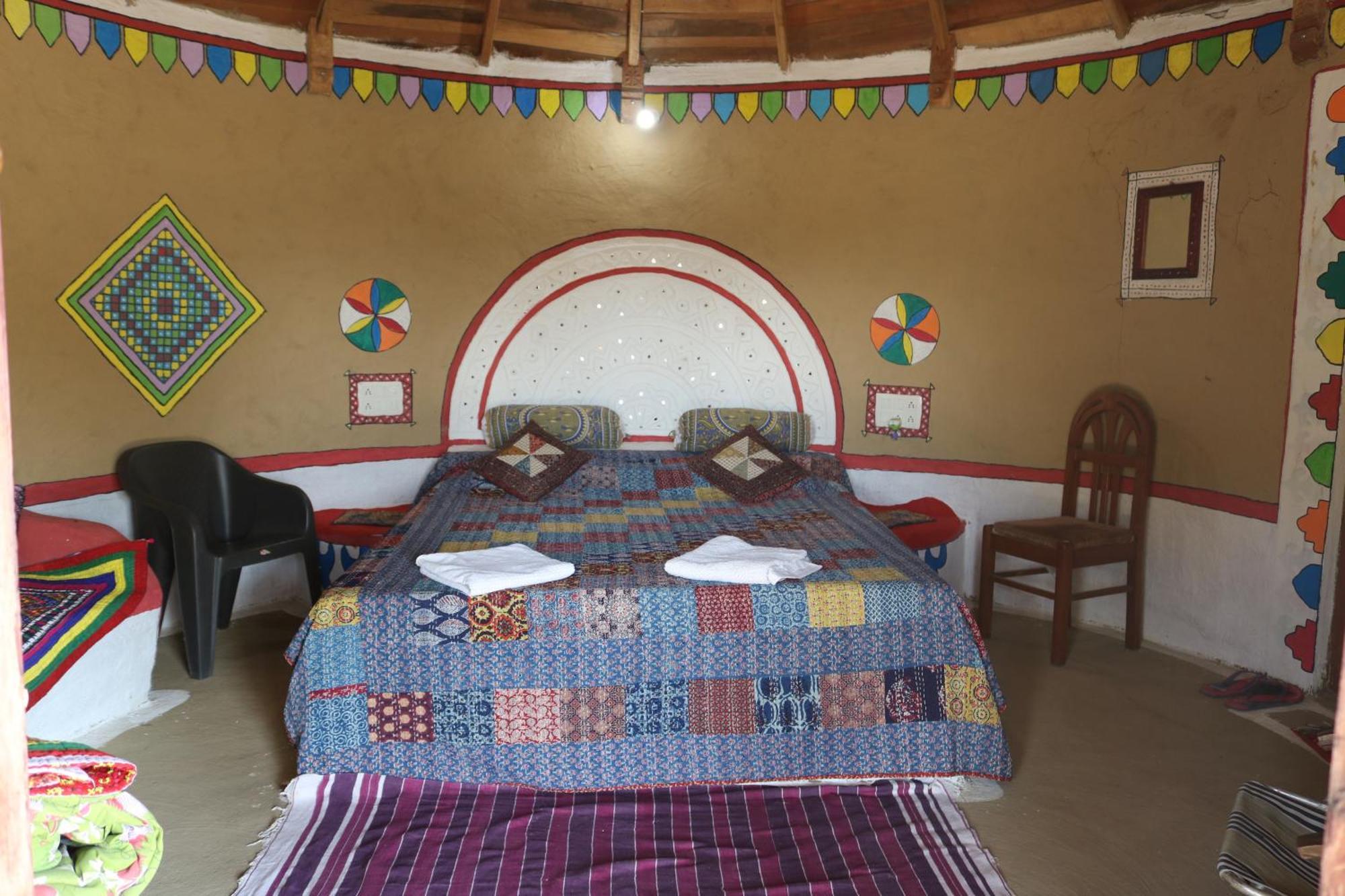 Banni Village Resort - Rann Of Kutch Bherandiāla Exterior photo