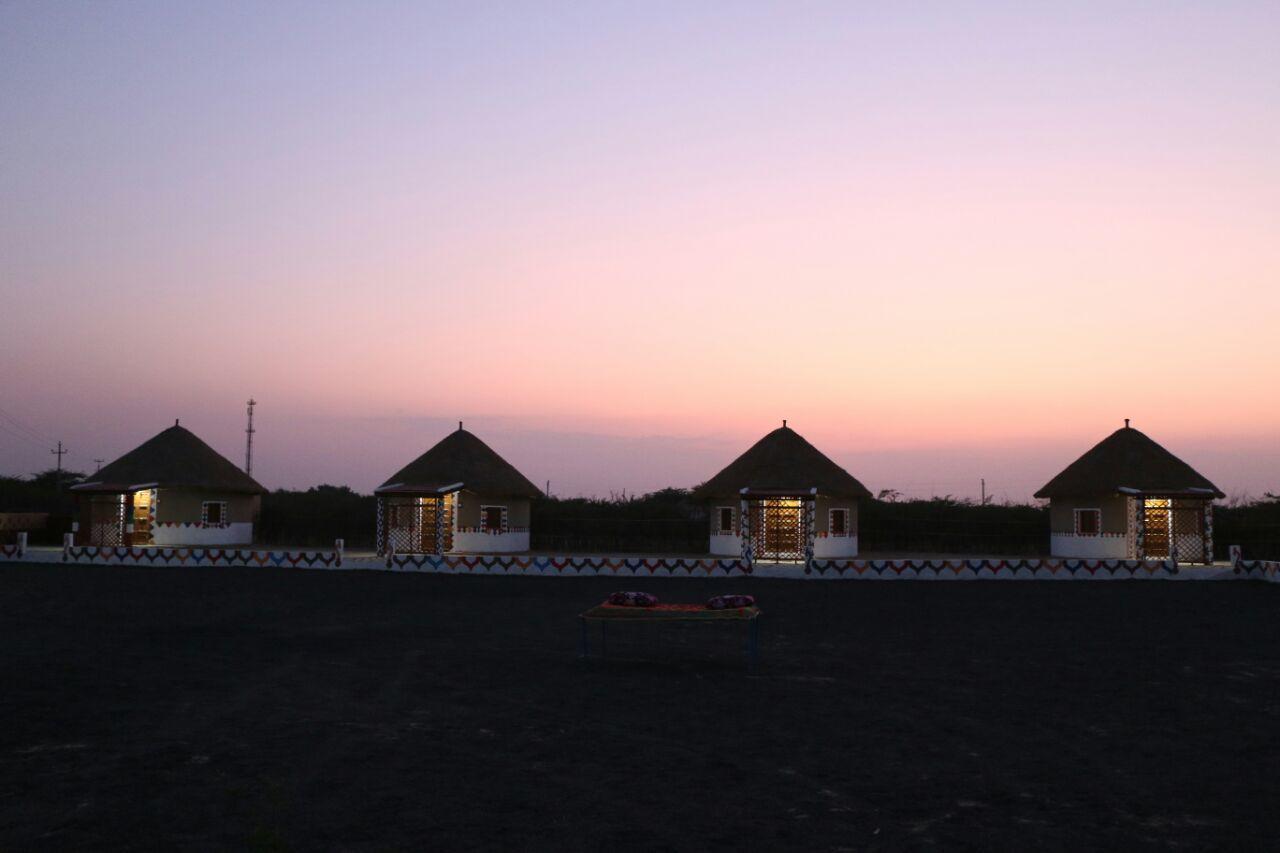Banni Village Resort - Rann Of Kutch Bherandiāla Exterior photo