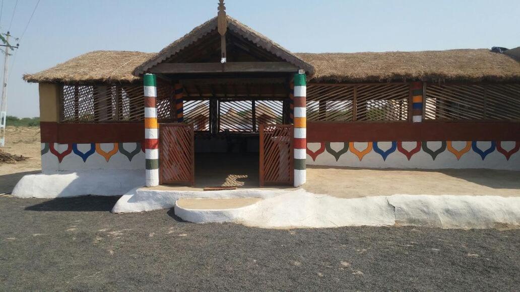Banni Village Resort - Rann Of Kutch Bherandiāla Exterior photo