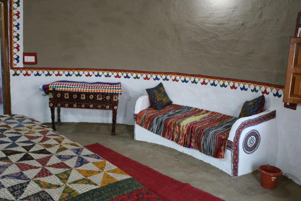 Banni Village Resort - Rann Of Kutch Bherandiāla Exterior photo
