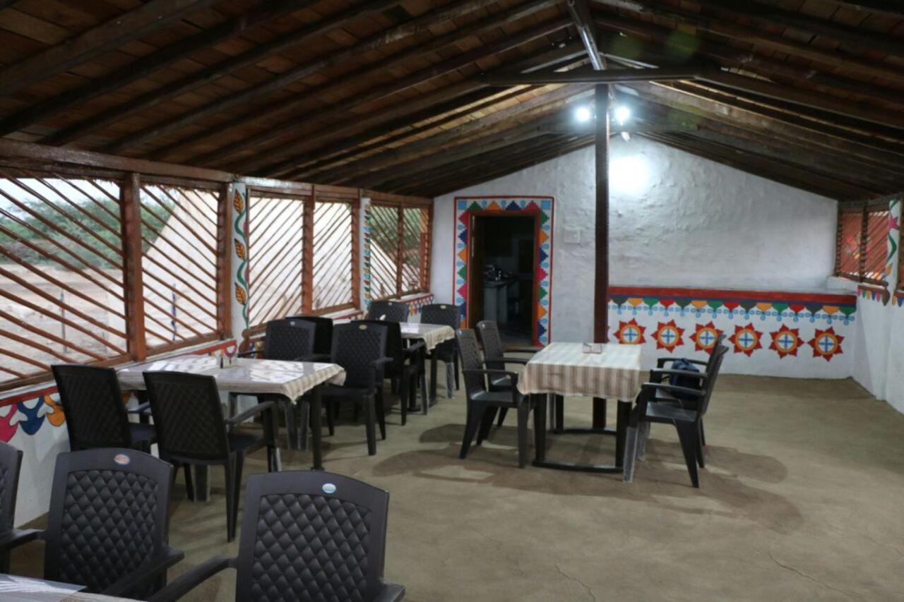 Banni Village Resort - Rann Of Kutch Bherandiāla Exterior photo
